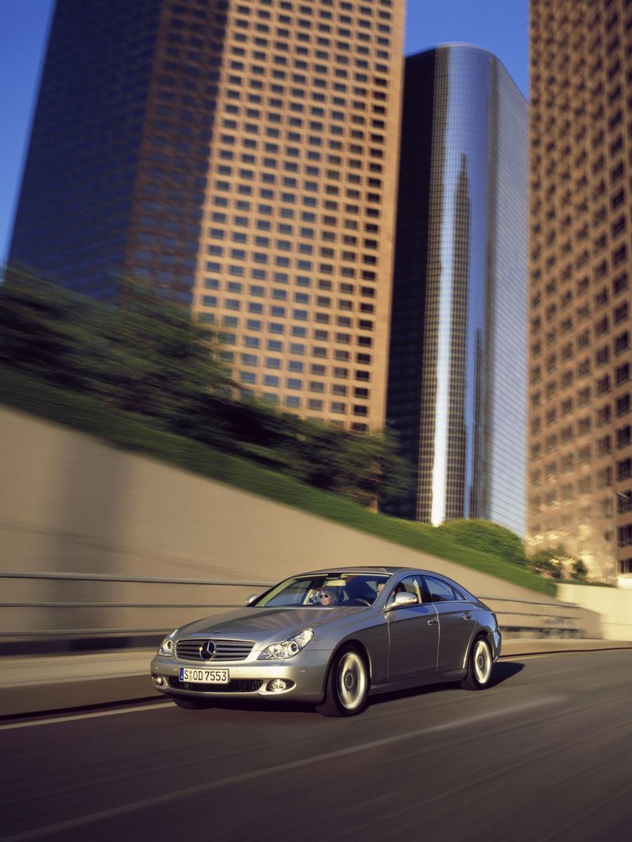  Mercedes-Benz CLS-Class 2005 года  (фото 72 из 343)
